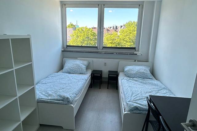 Zweibettzimmer in einer Living-21-Wohnung in Dortmund