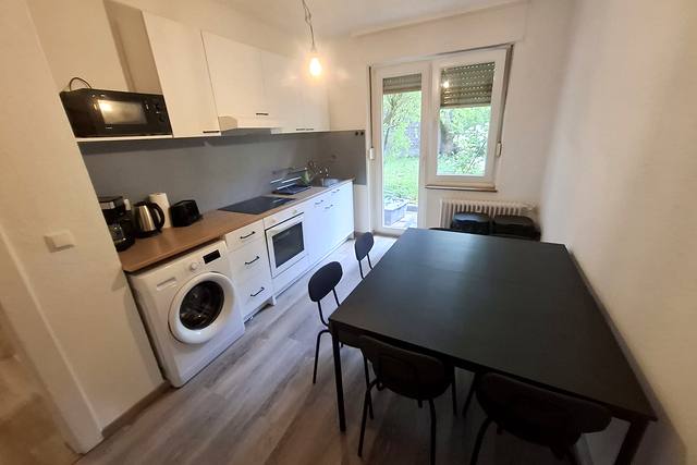 Küche mit Essplatz in einer Living-21-Wohnung in Mönchengladbach